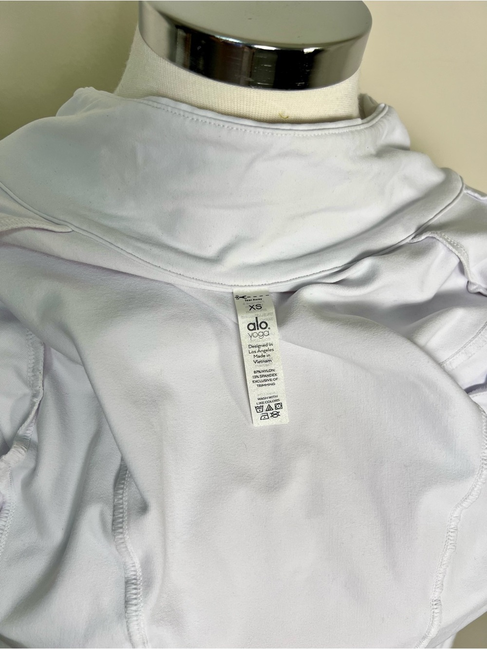 Alo Yoga White Contour Full Zip Jacket XS Thumbhole Athletic Track Jacket - Picture 12 of 12